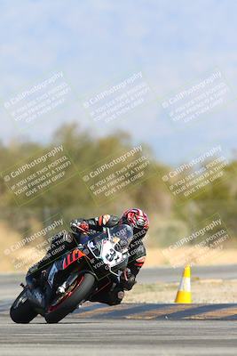 media/Mar-17-2024-CVMA (Sun) [[2dda336935]]/Race 7 Formula Lightweight Twins Shootout/